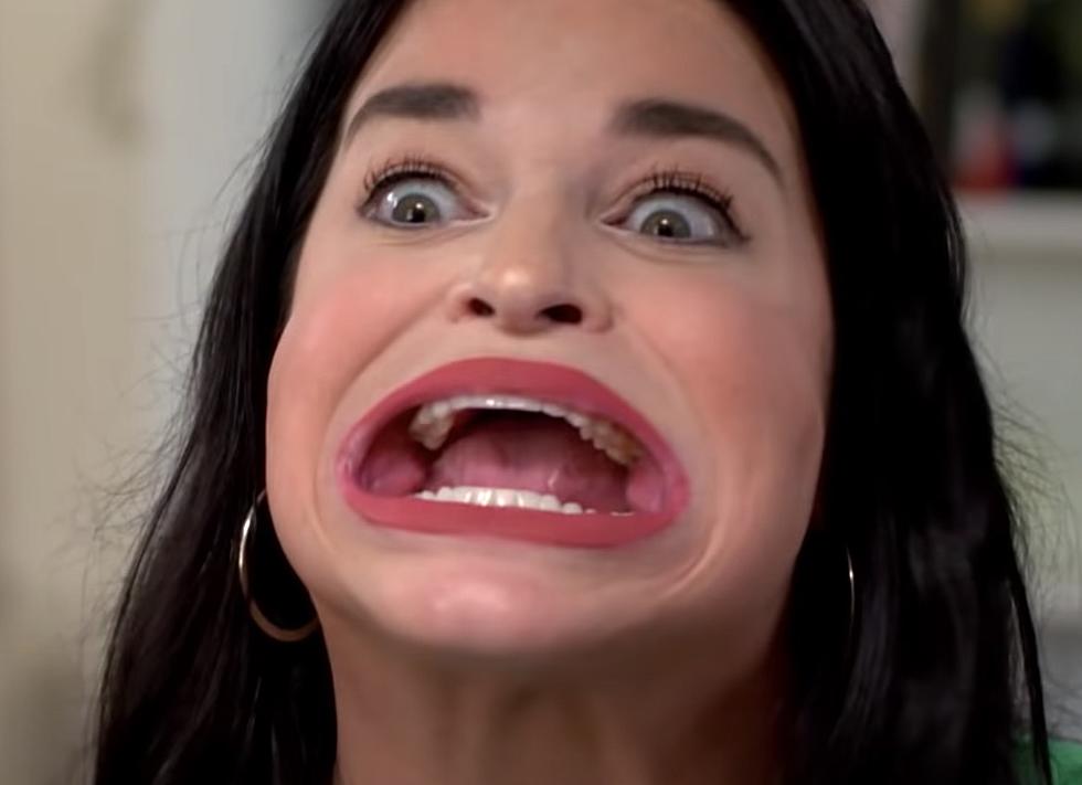 This Woman Has The Largest Mouth in The World [VIDEO]