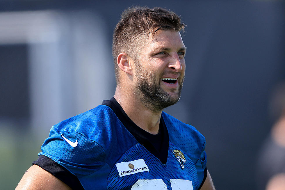 Tim Tebow is Getting Roasted on Social Media After Failed Block Attempt [VIDEO]