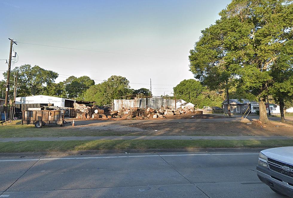 Lafayette Business Ordered to Clear Evangeline Thruway Eyesore