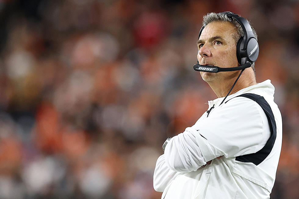 Urban Meyer Apologizes to Team After Video From Bar Surfaces on Twitter [WATCH]