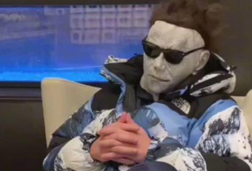 Hilarious &#8216;Inside Interview&#8217; with Michael Myers Goes Viral on TikTok