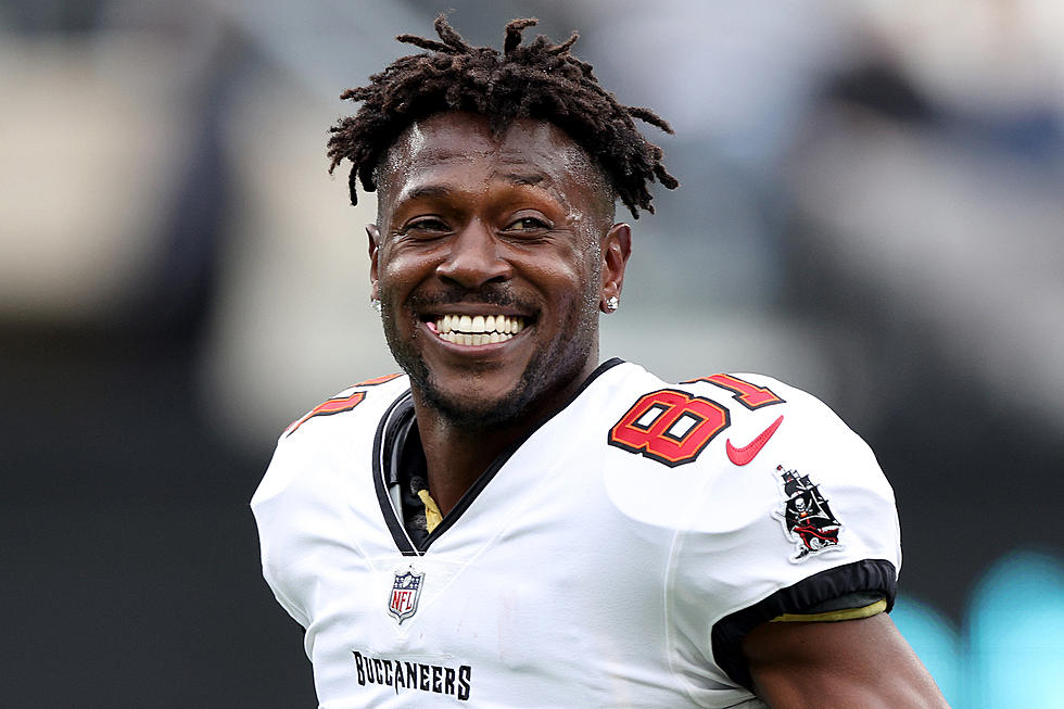 Antonio Brown Seemingly Compares Himself to ‘The Beatles’ and Jesus in Statement about His Biggest Regret