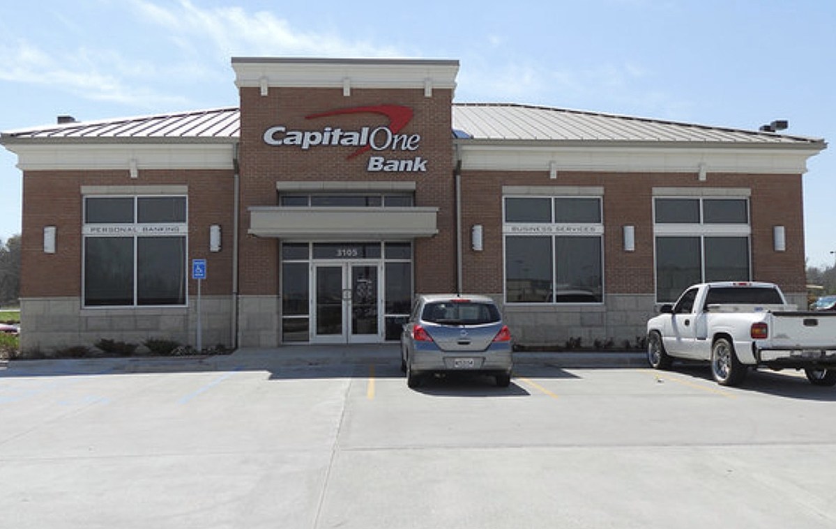 Capital One Bank Permanently Closes Lafayette Branch