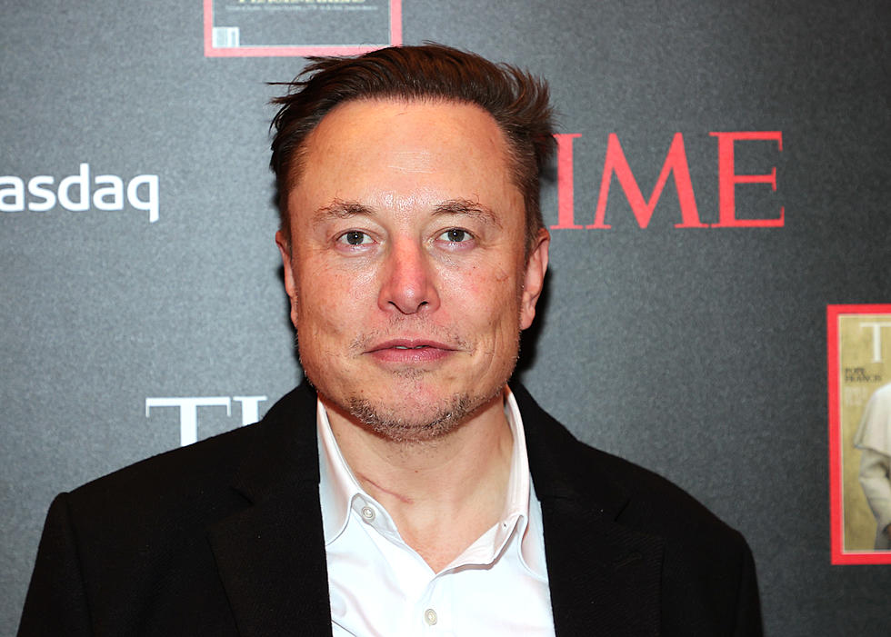 Elon Musk Puts Huge Offer on Table to Purchase Twitter