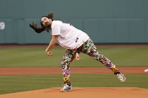 Steve Aoki Threw Out the Worst First-Pitch of All-Time in Front...