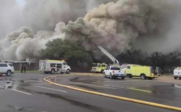 Several Fire Departments Battling Blaze at Junior High Gym in Louisiana [PHOTOS]
