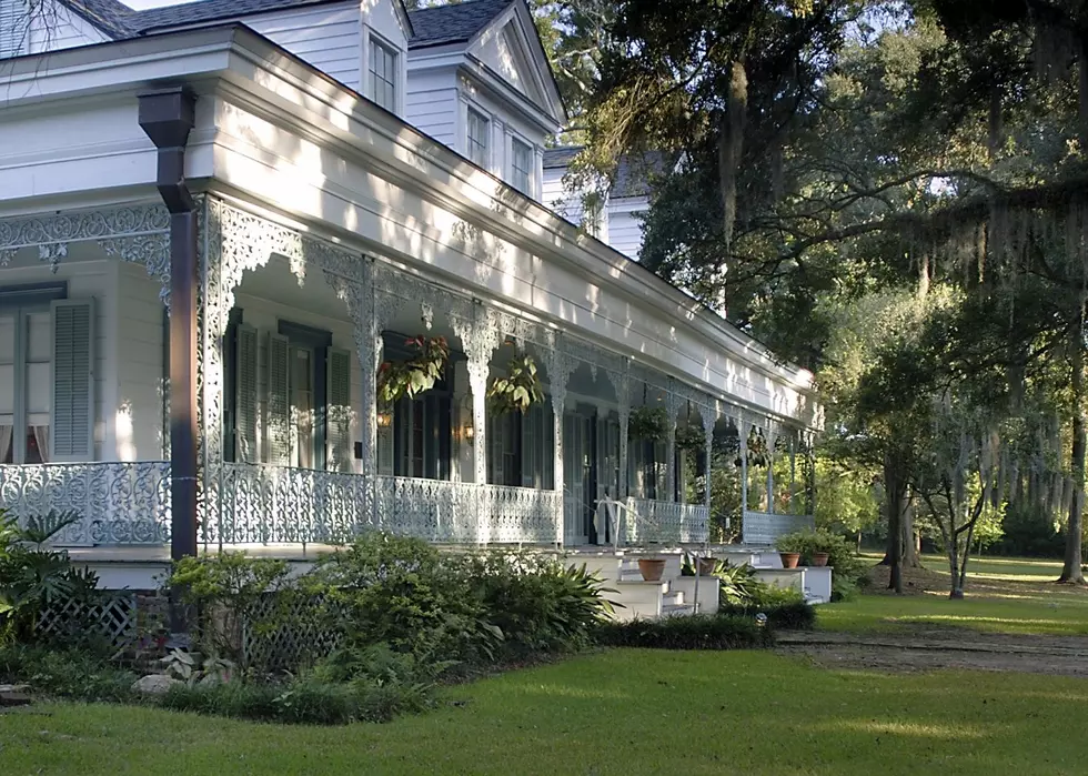 Lafayette Man Describes Scratch He Got on His Neck While at The Myrtles Plantation [PHOTO]