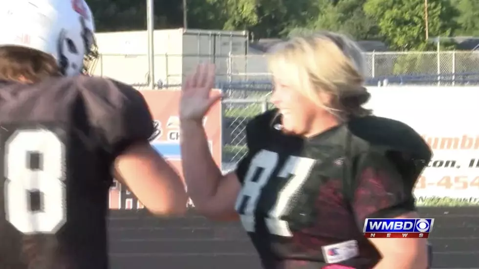 High School Football Mothers Pad-Up for Free Shot at Kids