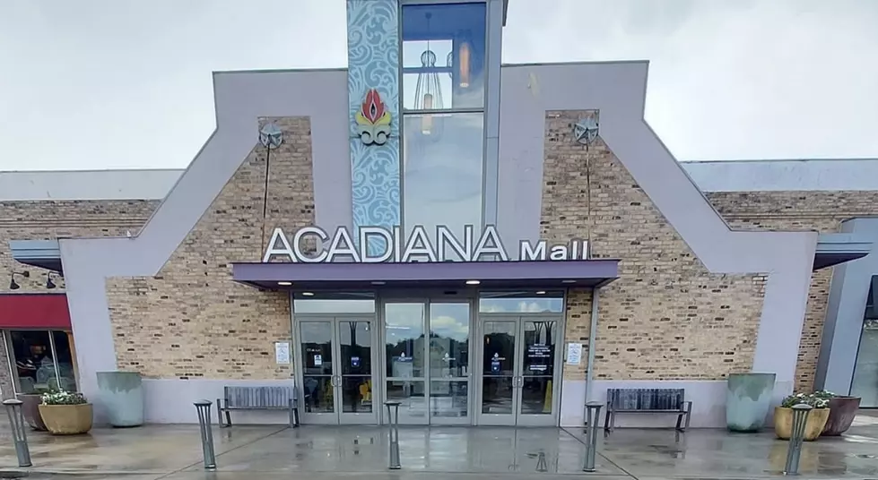 ’20 Years of Gum Removed’ After Acadiana Mall Entrances Get Pressure Washed—See Before & After Photos