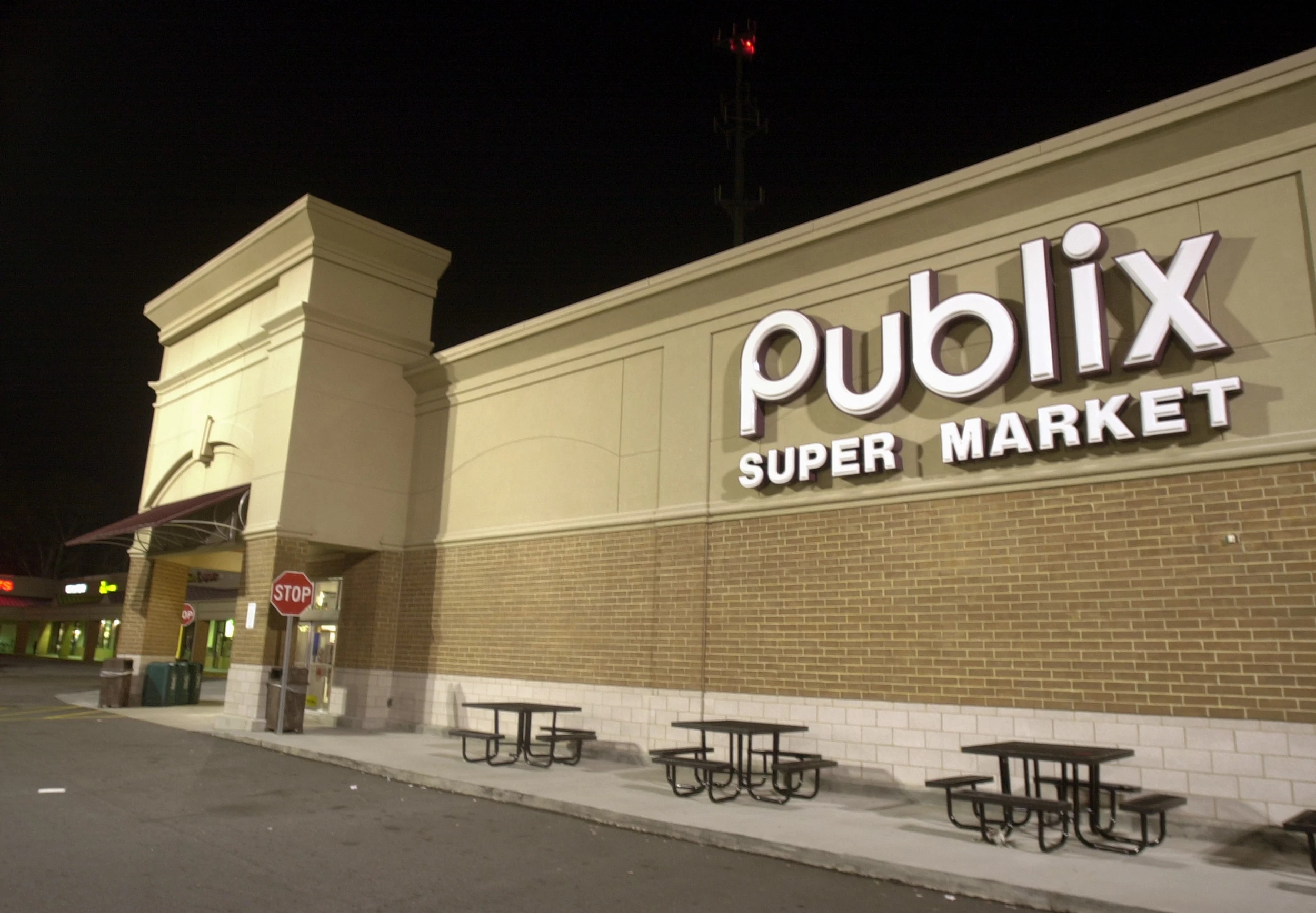 Breaux Mart Supermarkets - fugjcp5