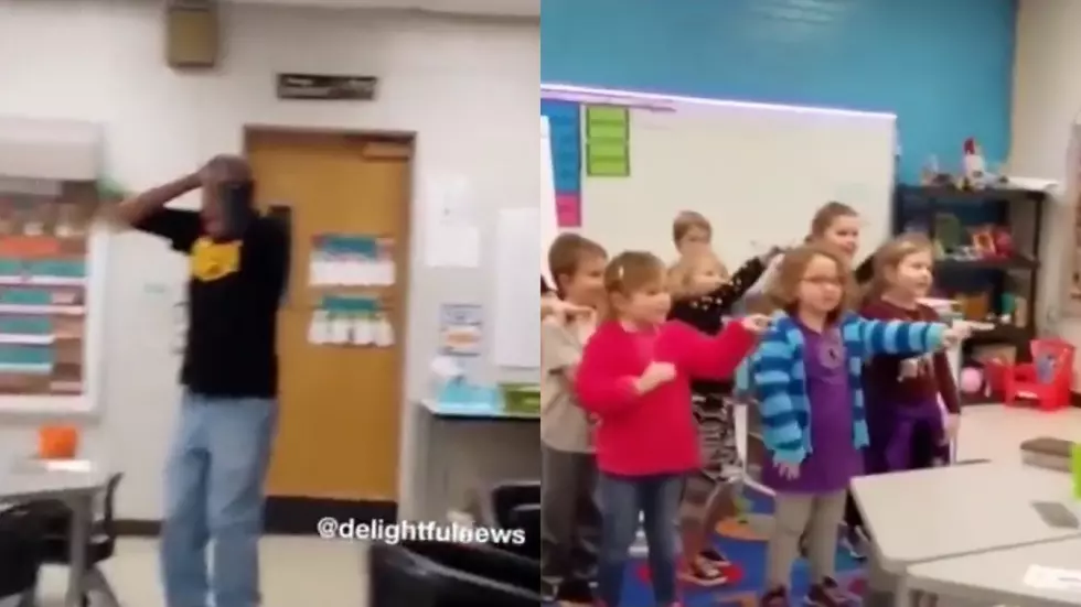 Kindergarten Class Learns Sign Language to Sing 'Happy Birthday'
