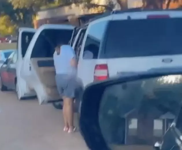 Mom Explains How to Properly Drop Kids Off in Car Rider Line at School [VIDEO]