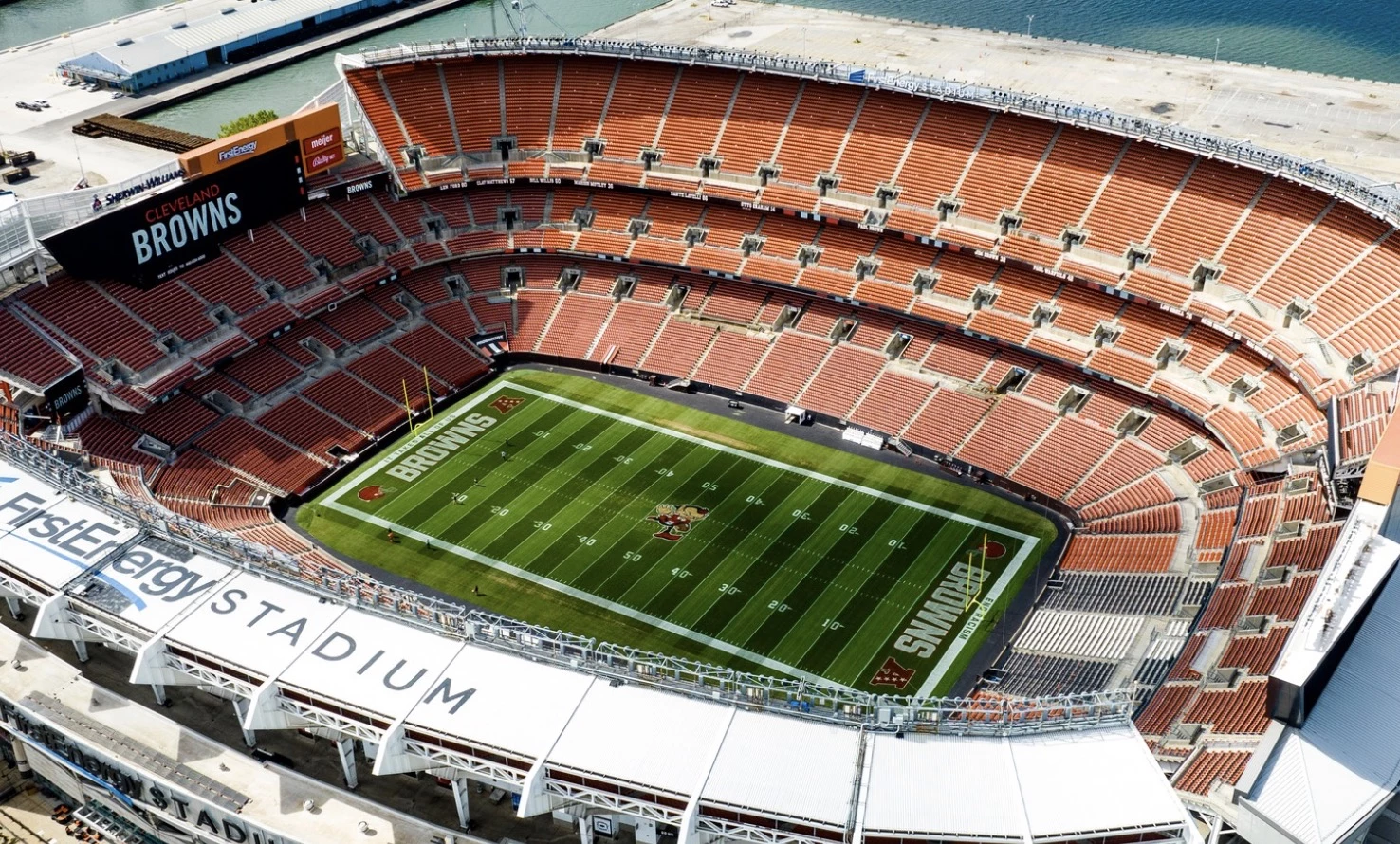 The Cleveland Browns Introduce Confusing 50-Yard-Line Logo [PIC]