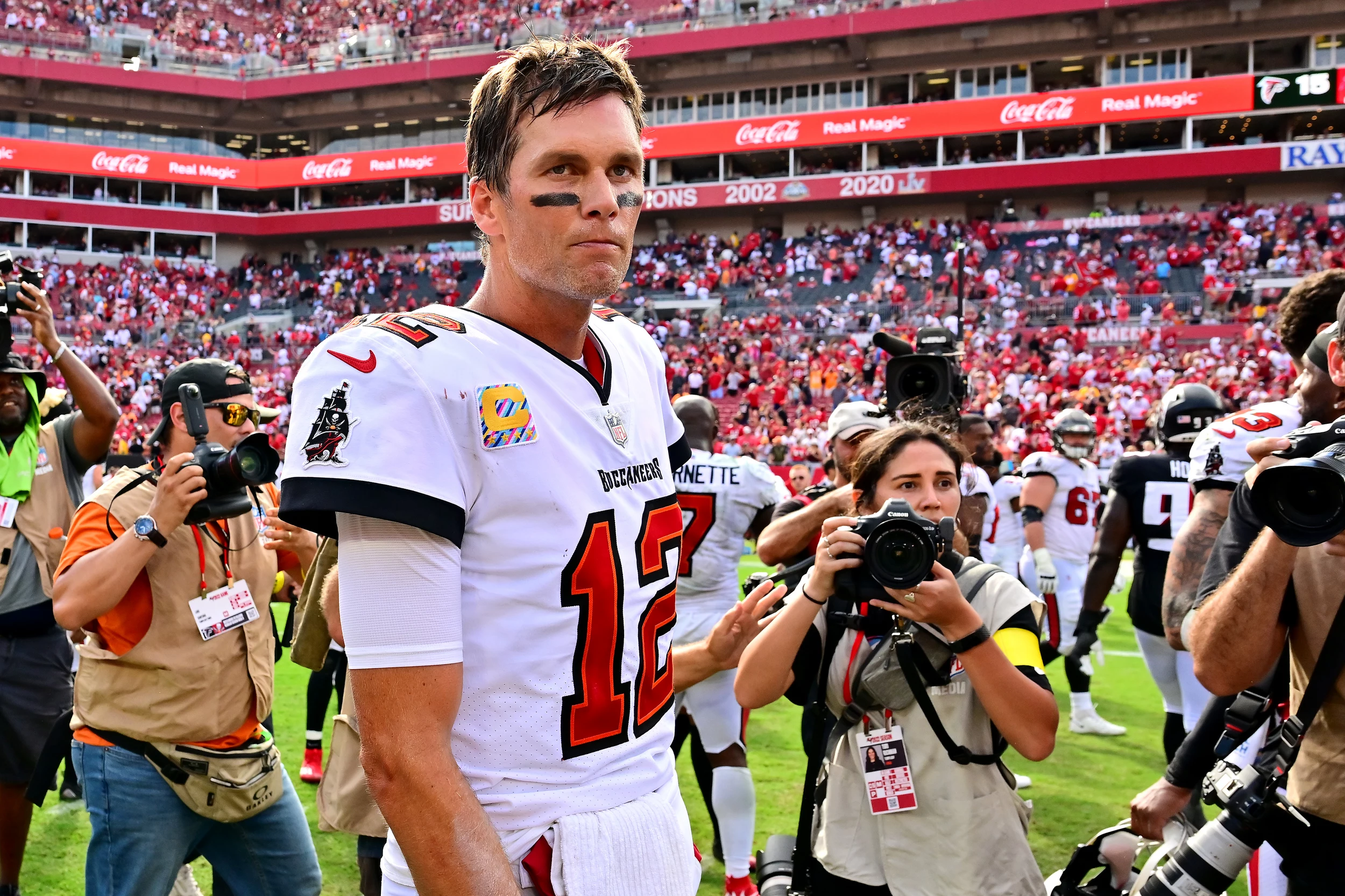 Tom Brady talks balancing personal life, football amid Buccaneers struggles