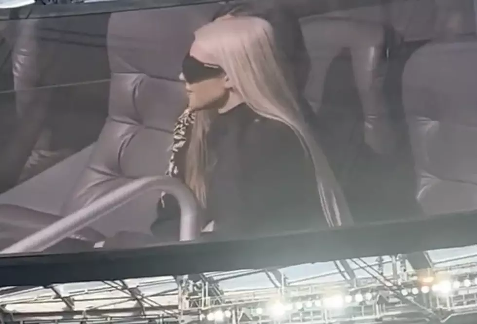 Kim Kardashian Gets Booed Out of the Stadium During Rams and Cowboys Game [VIDEO]
