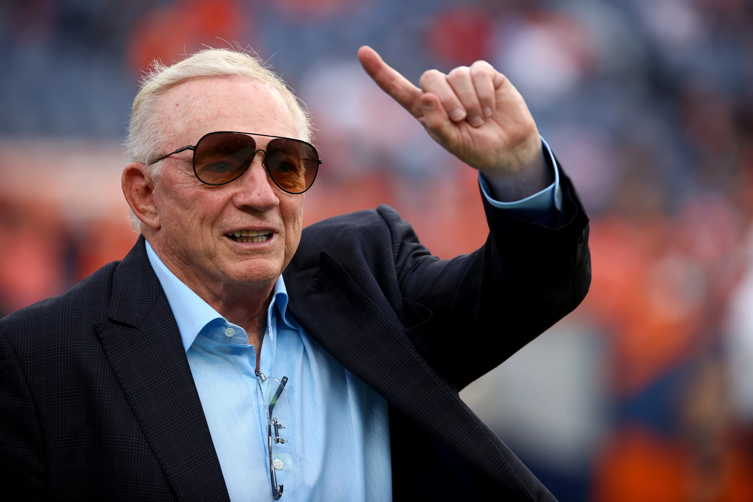 Jerry Jones Coughs on Radio, Then Asks for Shot of Jack [AUDIO]