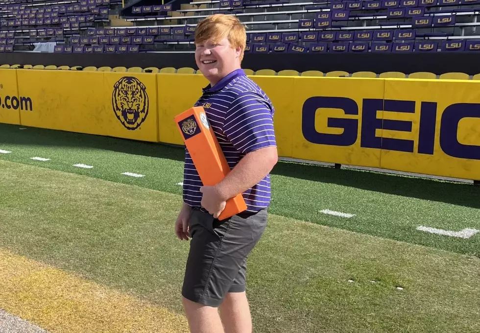 Young Man Seen With Pylon After LSU Game Did Not &#8216;Steal It&#8217; [VIDEO]