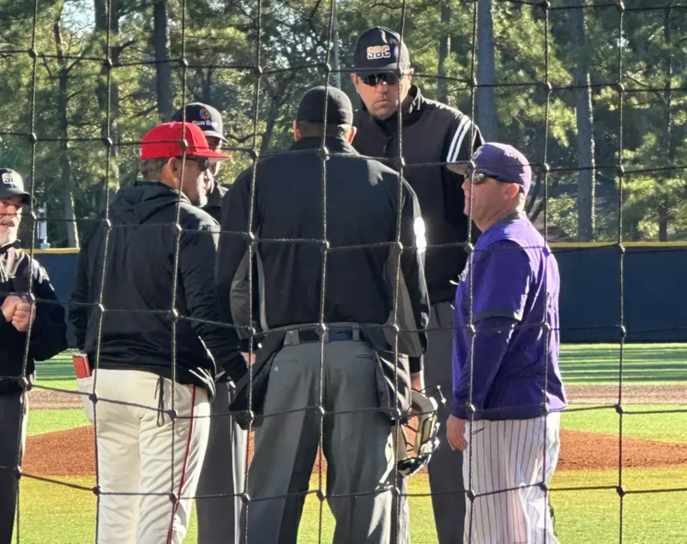 Photo Shows Umpire in Lafayette Towering Over Coaches [PHOTOS]