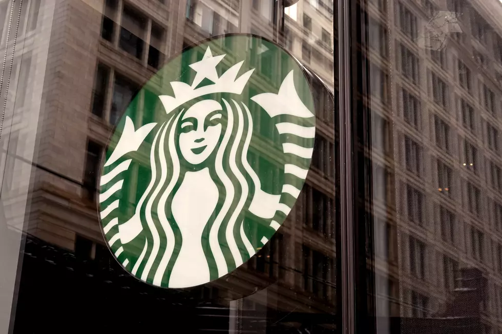 Coffee Customers Infuriated by New Starbucks Tipping System