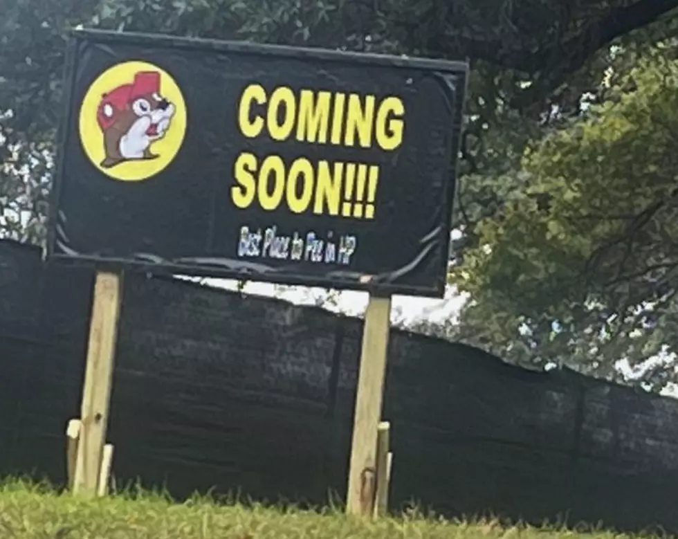 Buc-ee’s ‘Coming Soon’ Sign Shows Up Near Prominent Neighborhood