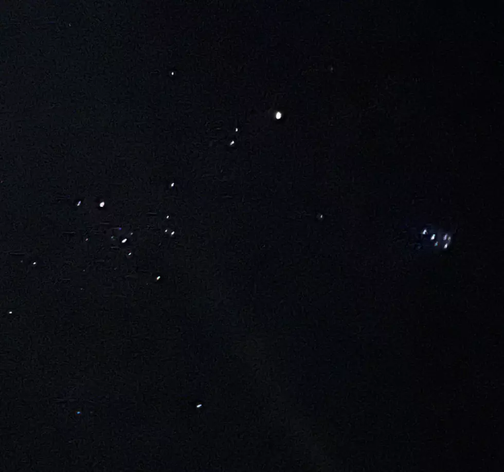 UFOs Spotted Circling Over Mamou, Louisiana [WATCH]