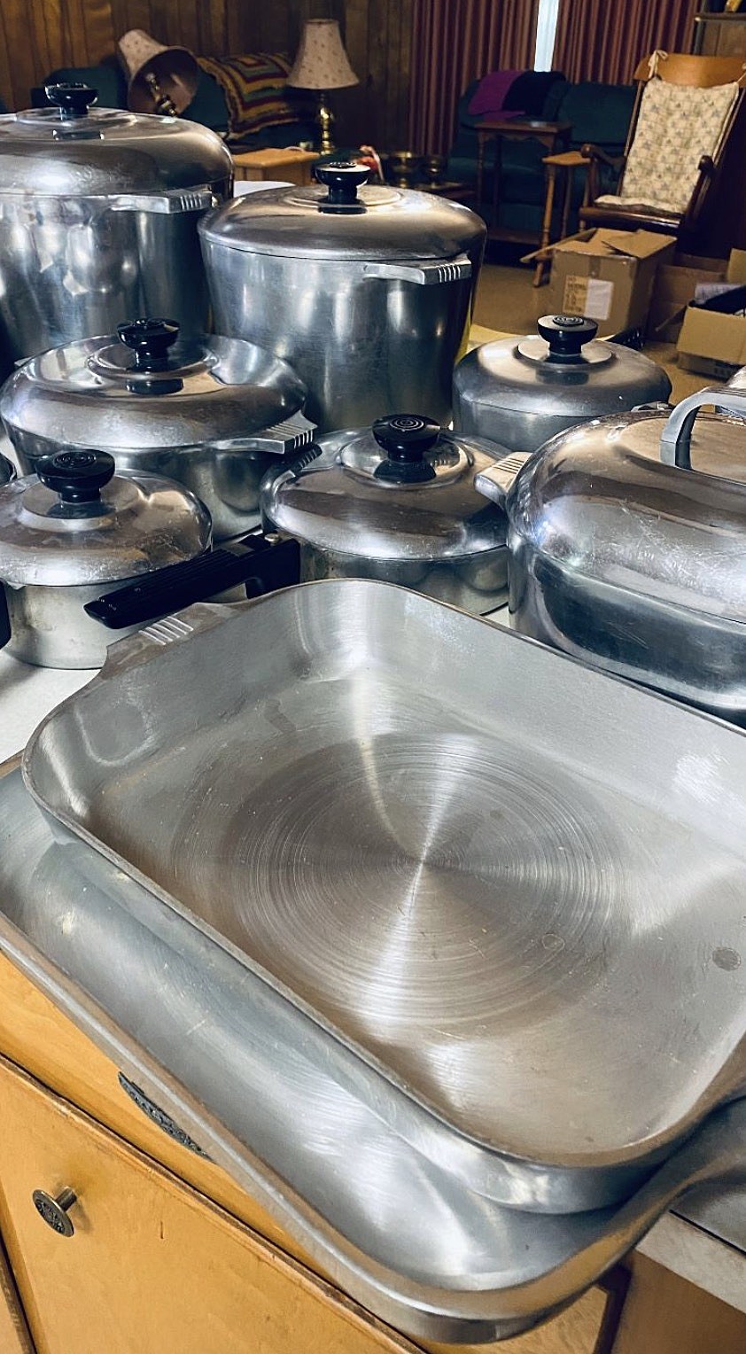 Magnalite Pots And Pans - Metzger Property Services, LLC