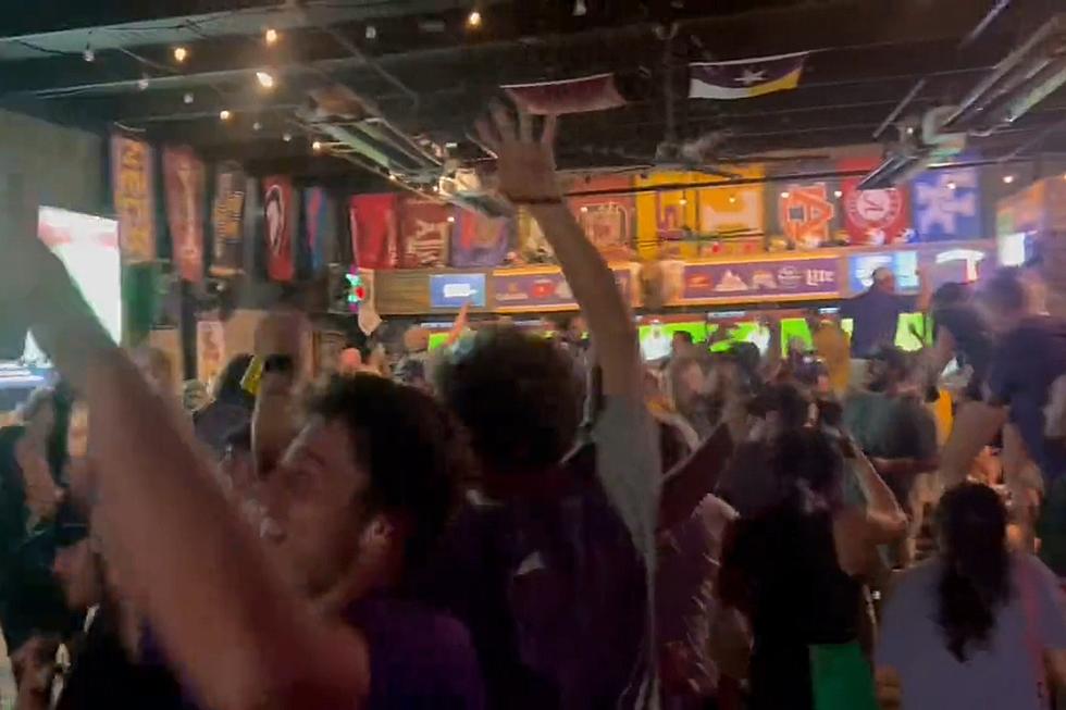 Watch Baton Rouge Bar Erupt as Tommy White Sends LSU to Championship with Walk-Off Homer