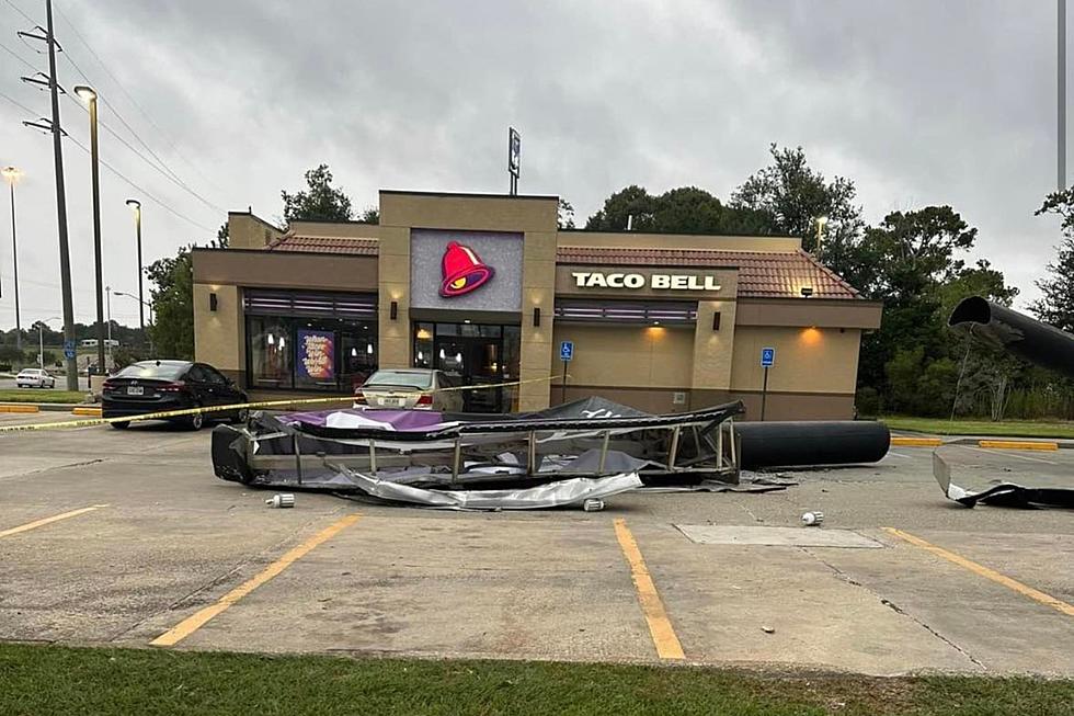 Taco Bell Sign Collapses, Crushes Vehicle in Crowley, Louisiana