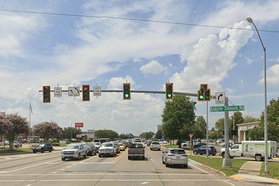 What Are Those Lights Above Traffic Signals in Louisiana?