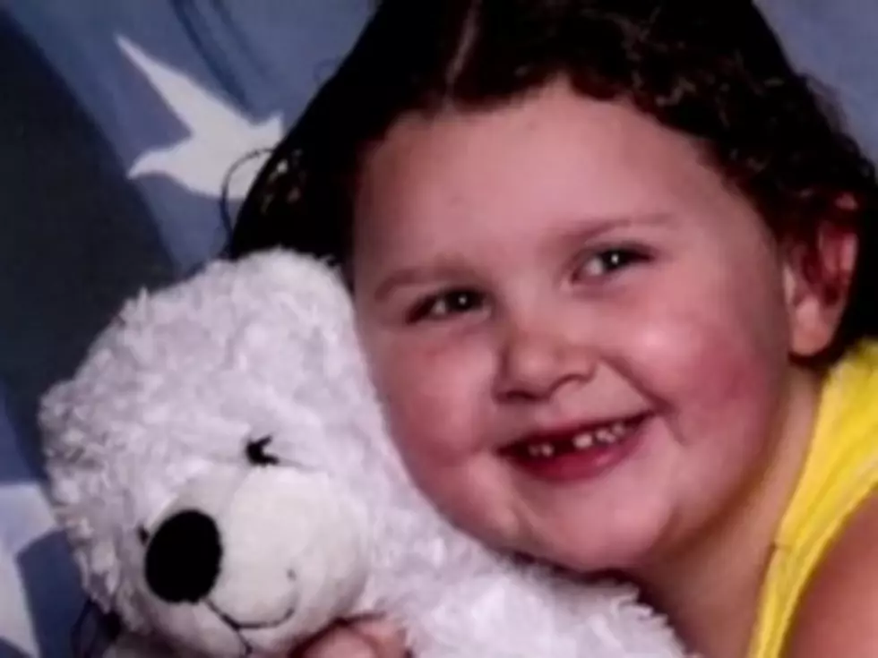 Transportation Workers Return Missing Teddy Bear to Heartbroken Girl [VIDEO]