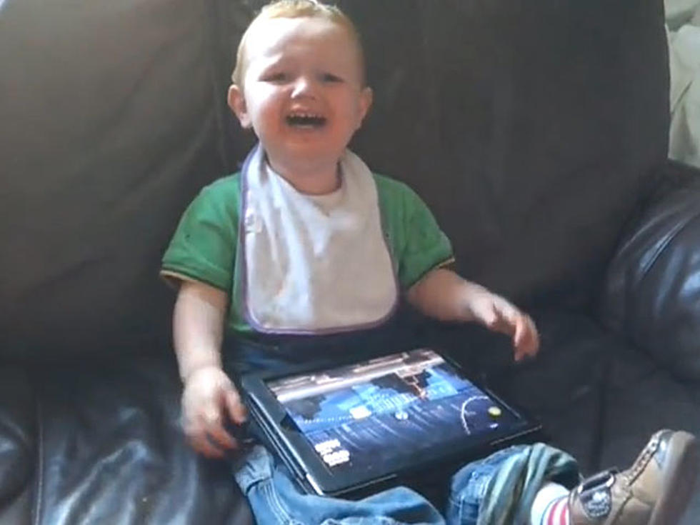 Angry Birds Makes Toddler Lose His Little Mind [VIDEO]