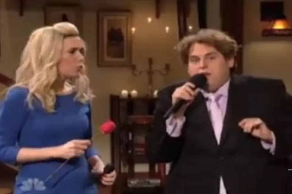 Watch the ‘Saturday Night Live’ Cast Engage In a Spontaneous Coolio Sing-Along
