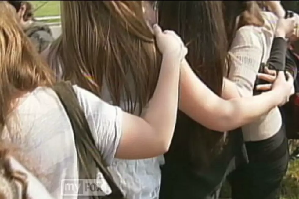 New Jersey Middle School Bans Hugging