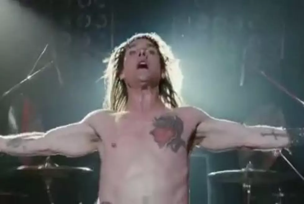 ‘Rock of Ages’ Trailer Has Tom Cruise Belting Out Bon Jovi