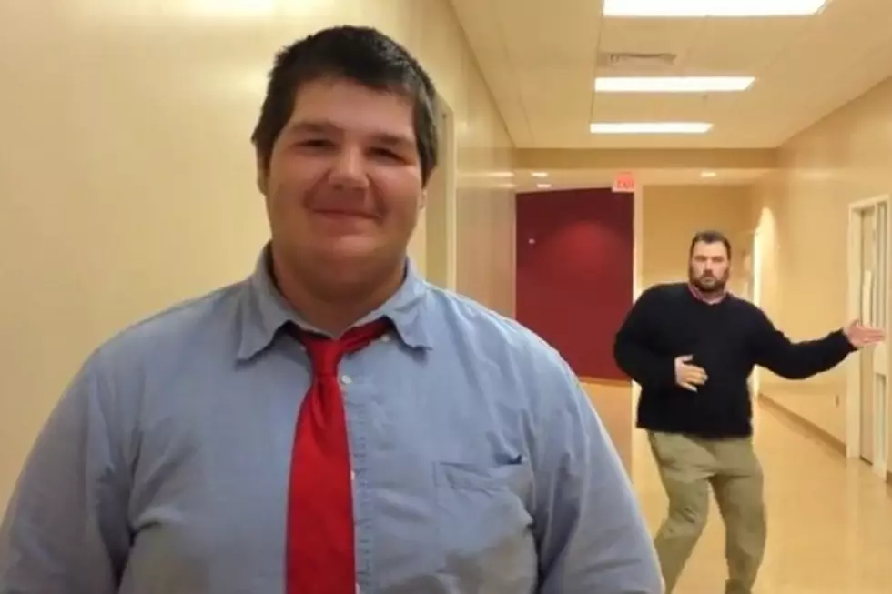 Awesome Dancing Teachers &#8216;Videobomb&#8217; Their Students