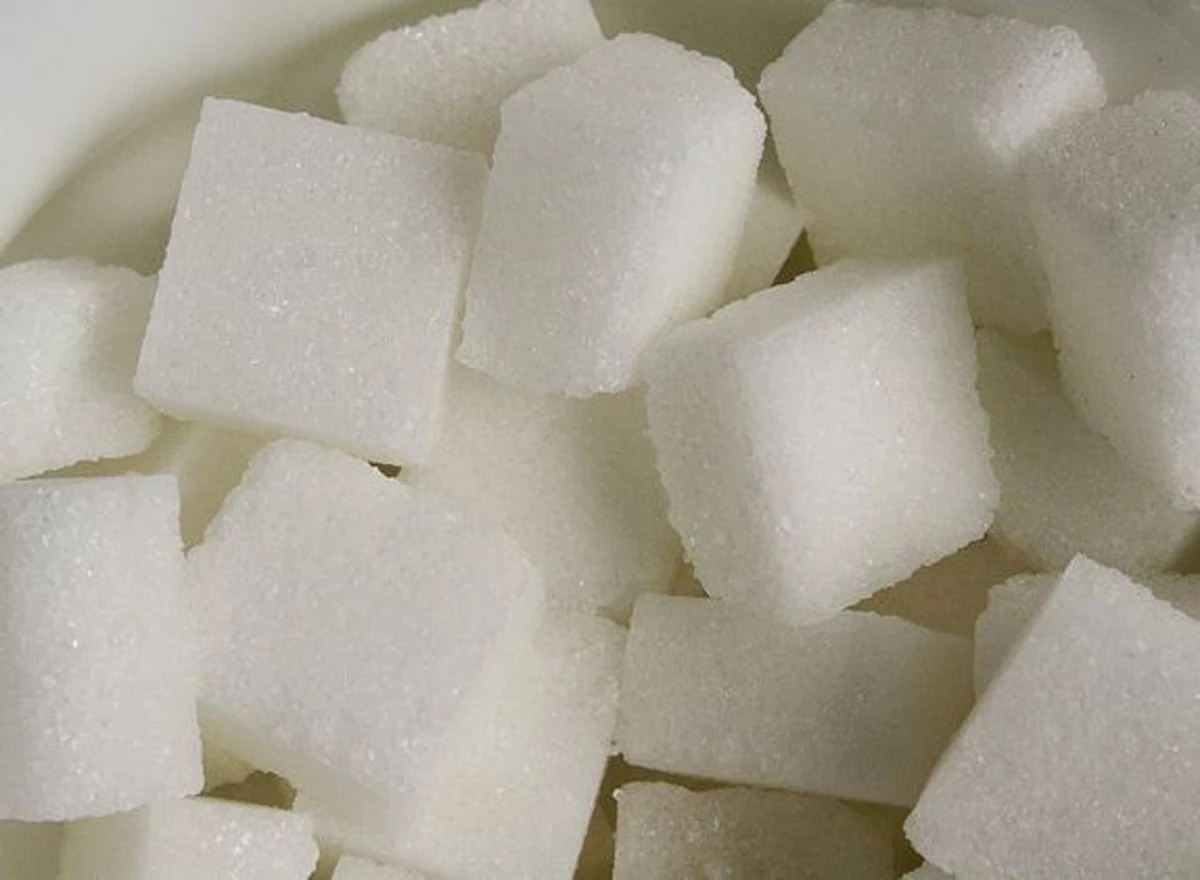 Самый простой сахар. Узбекский сахар нават. Кристаллический сахар нават. Кристаллизация сахара. Крупный сахар.