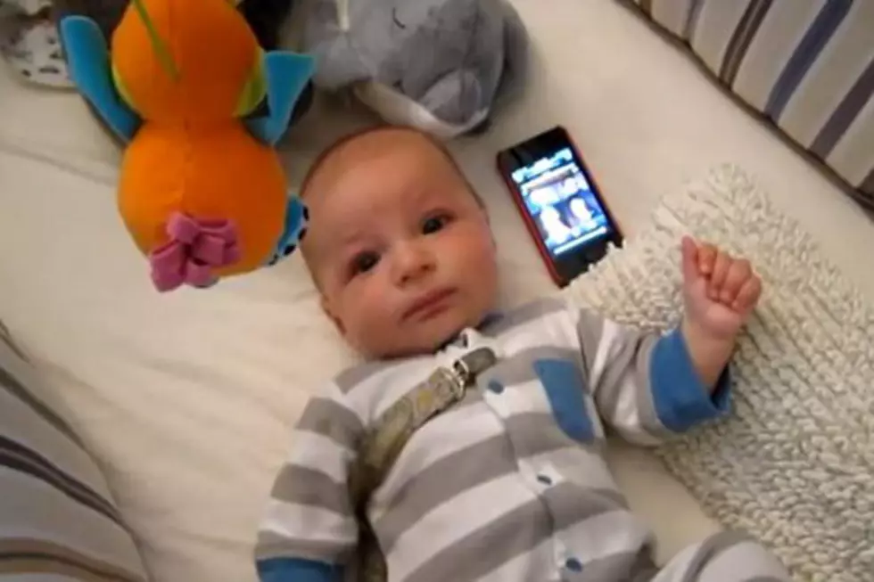 ‘Star Wars’ Theme Soothes Crying Baby