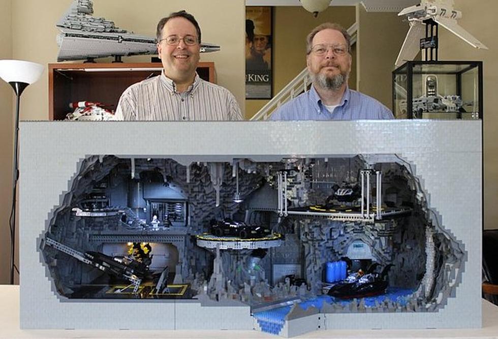 Man Spent 800 Hours on Amazing Lego Batcave