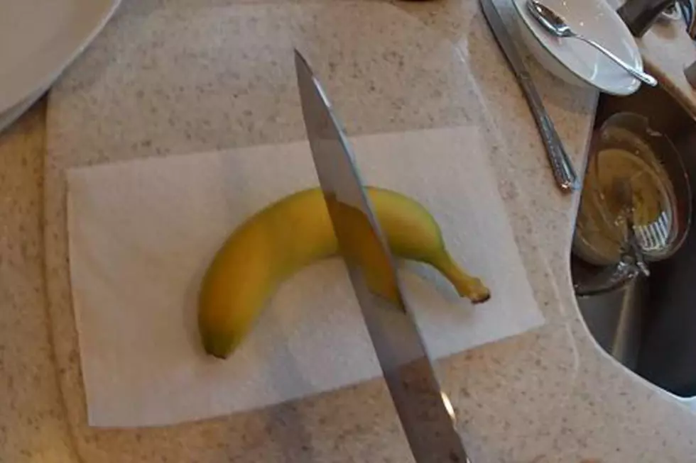 Turns Out You’ve Been Chopping a Banana Wrong
