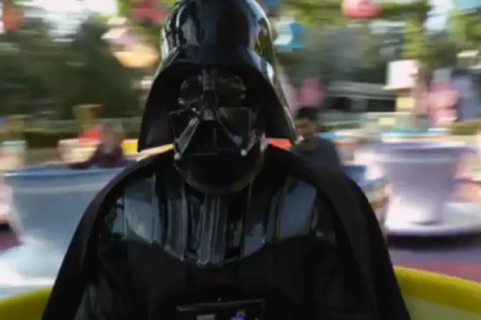 See How Darth Vader Does Disney World