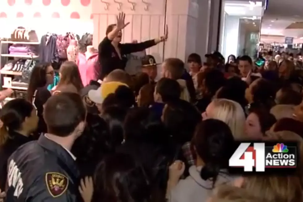 Watch: Black Friday Shoppers Descend on Victoria’s Secret