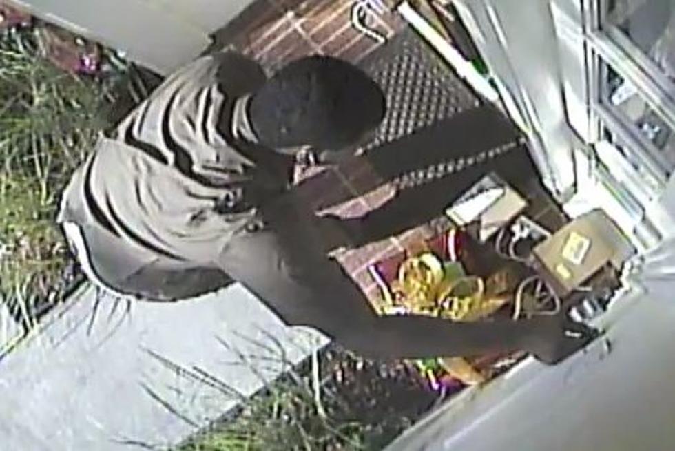 Homeowner Catches UPS Man Stealing Daughter&#8217;s Just Delievered iPad