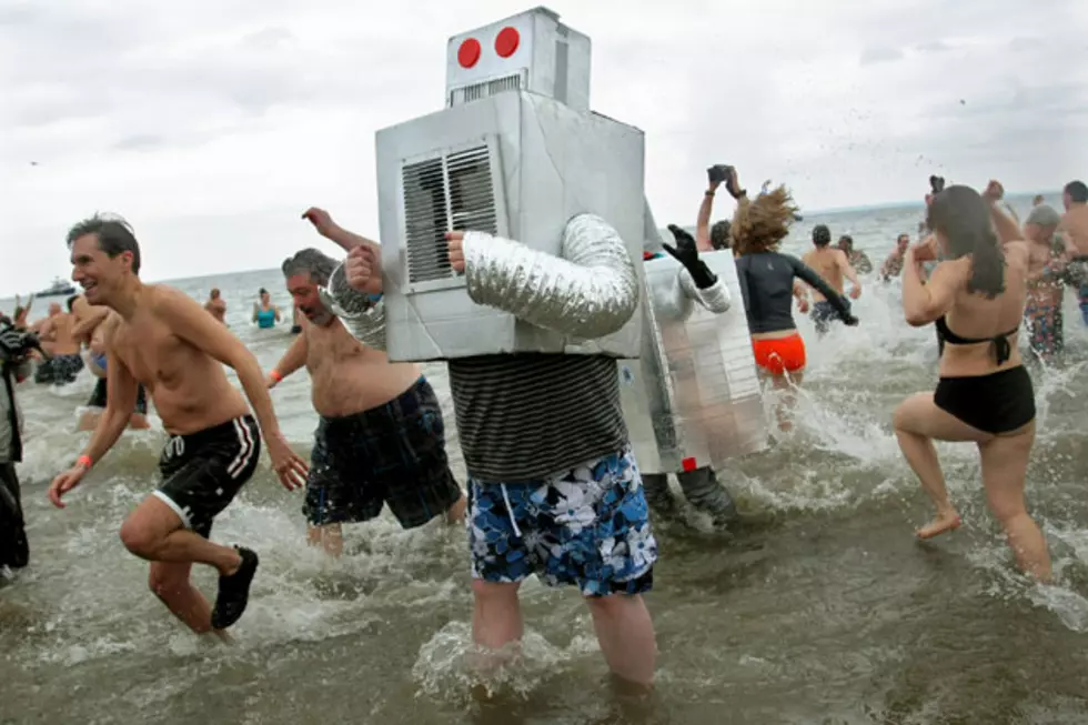 Photos From Coney Island&#8217;s New Year&#8217;s Polar Bear Swim