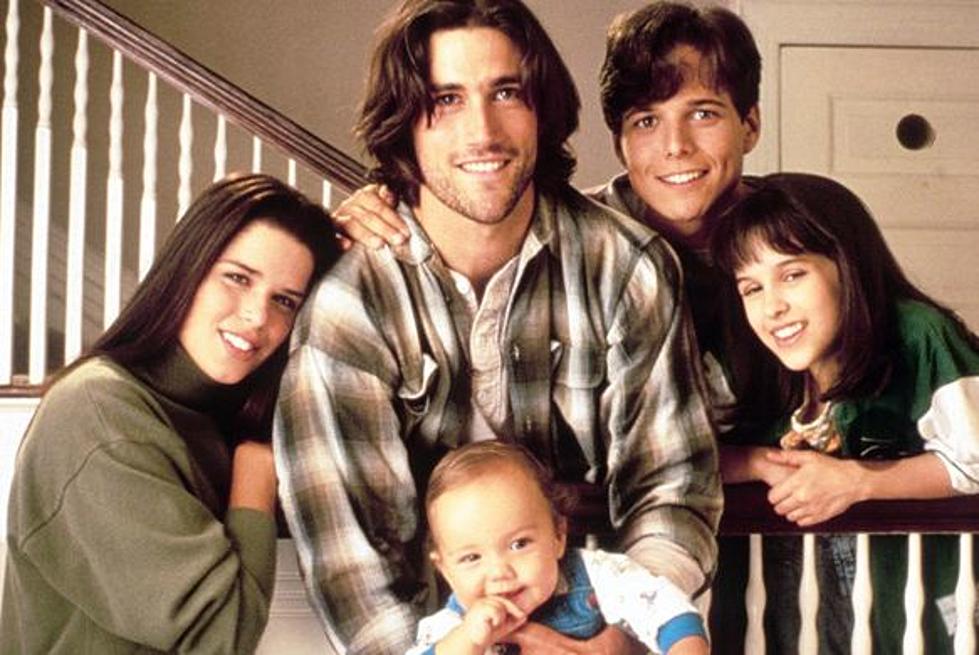 See the Cast of ‘Party of Five’ Then and Now