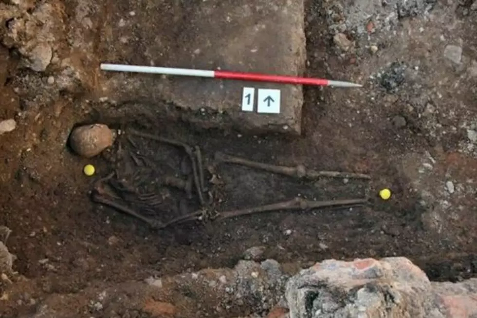 Bones of 15th-Century Monarch King Richard III Found Under Car Park