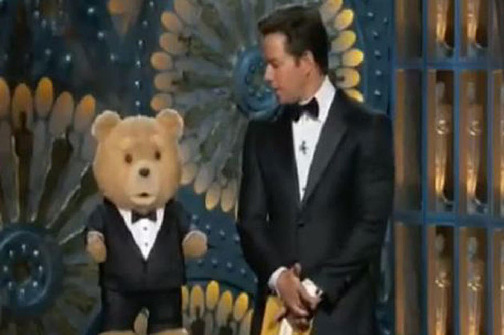 See Mark Wahlberg and Ted Present at the 2013 Oscars