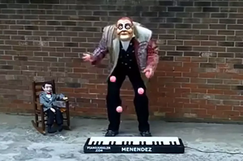 Scary Tennis Ball-Bouncing Piano Player Will Frighten (And Fascinate) You