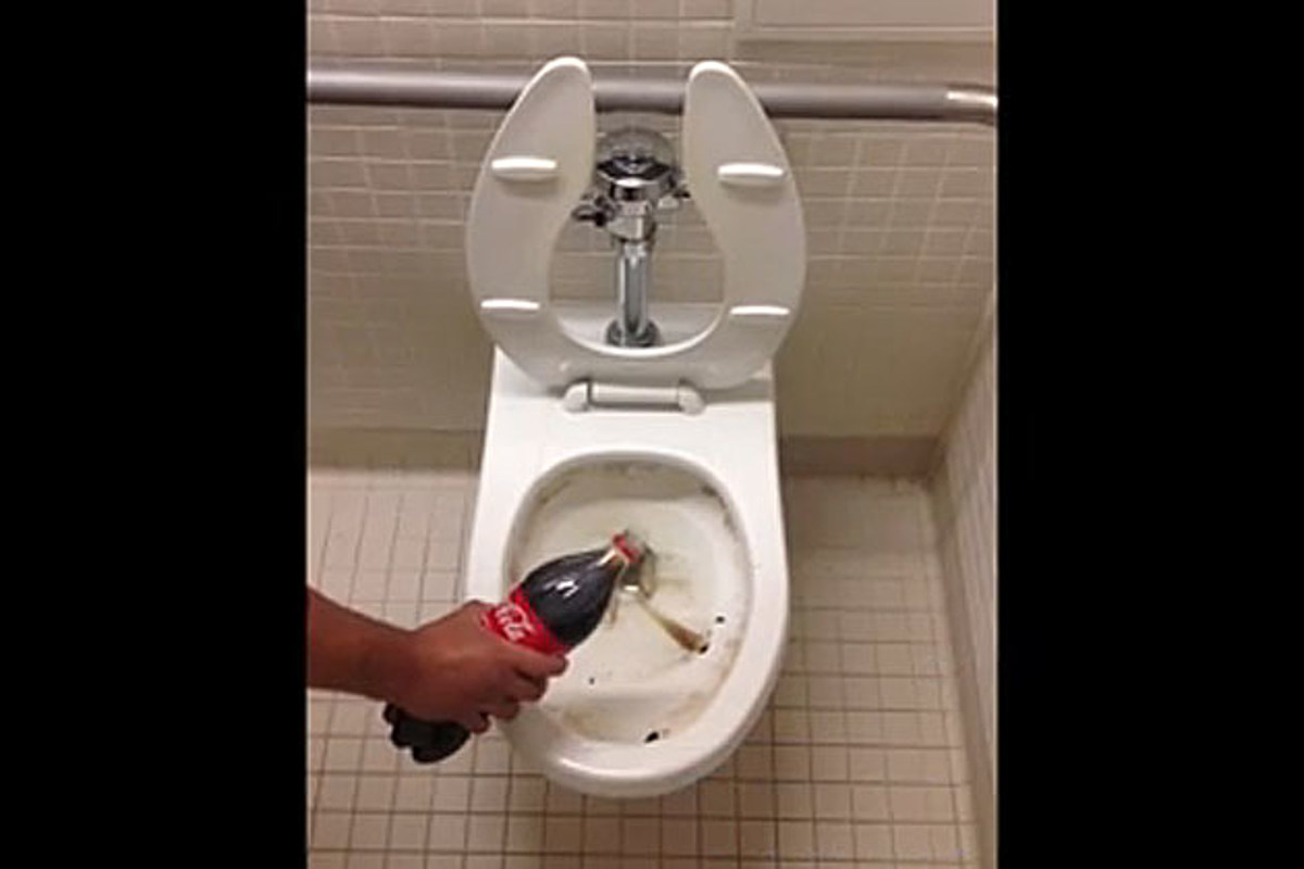 Coke Cleans Filthy Toilet in Most Refreshing Life Hack Ever
