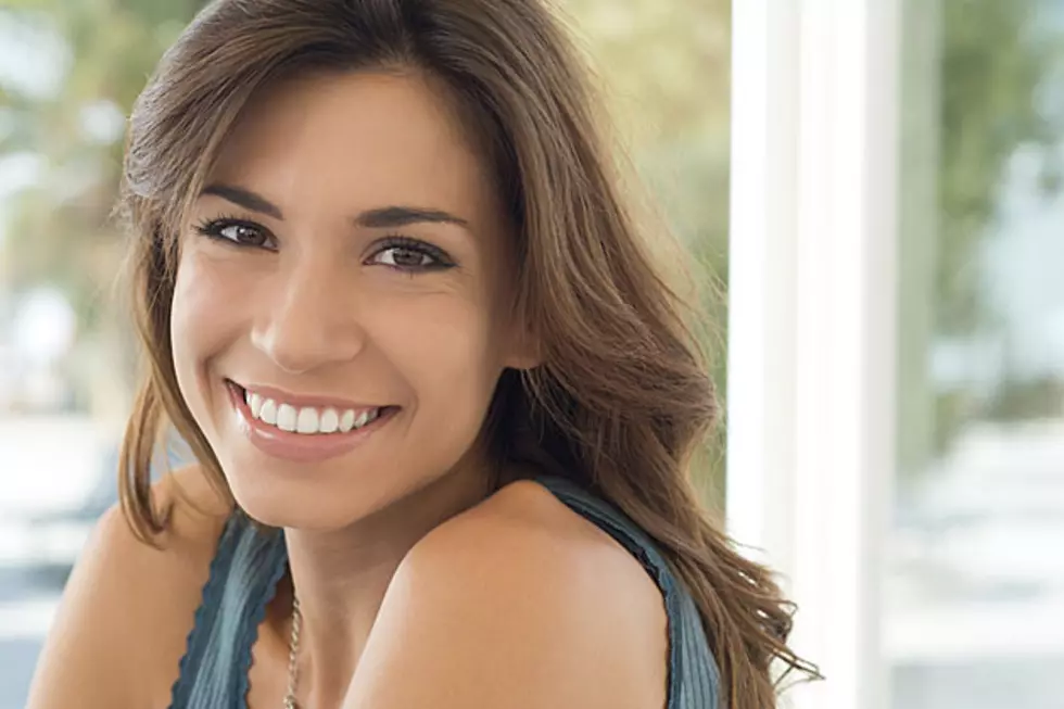 How to Spot a Fake Smile Will Put a Smile on Your Face [VIDEO]