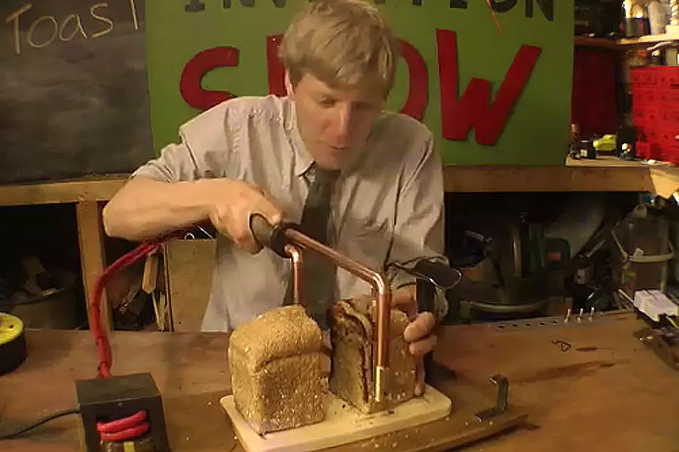 Blazing Hot Knife Cuts and Toasts Bread at the Same Time